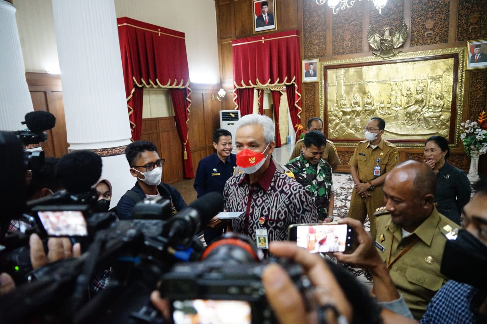 Kunjungi Pati, Gubernur Minta Jajaran Pemkab Hindari Korupsi