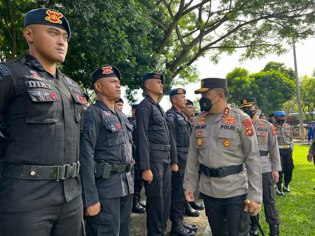 Pengamanan Unjuk Rasa, Kapolda Gorontalo Ingatkan Jajaran Tetap Bersikap Humanis