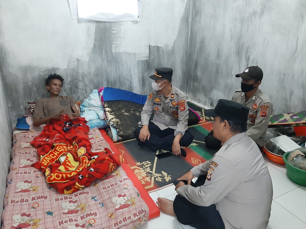 Empati dan Peduli Terhadap Warga, Inilah Sosok Kapolsek Malausma