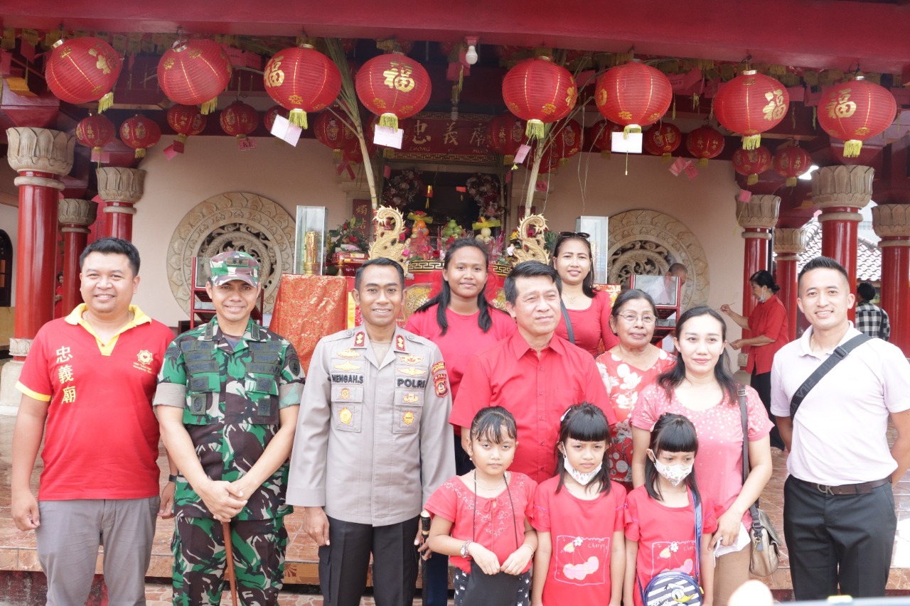 Tahun Baru Imlek, Kapolres dan Dandim Kawal Bupati Klungkung Cek Pengamanan