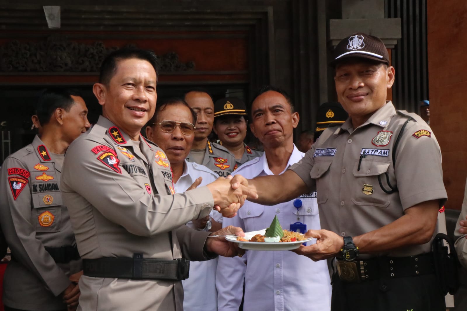 Rayakan Hut Satpam ke 42, Kapolda Bali Beri Apresiasi Seluruh Satpam
