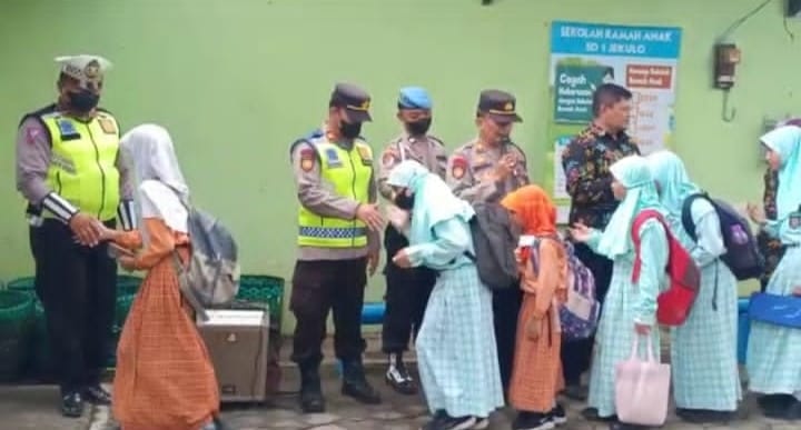 Marak Isu Penculikan, Kapolsek Jekulo Imbau Sekolah Tetap Waspada