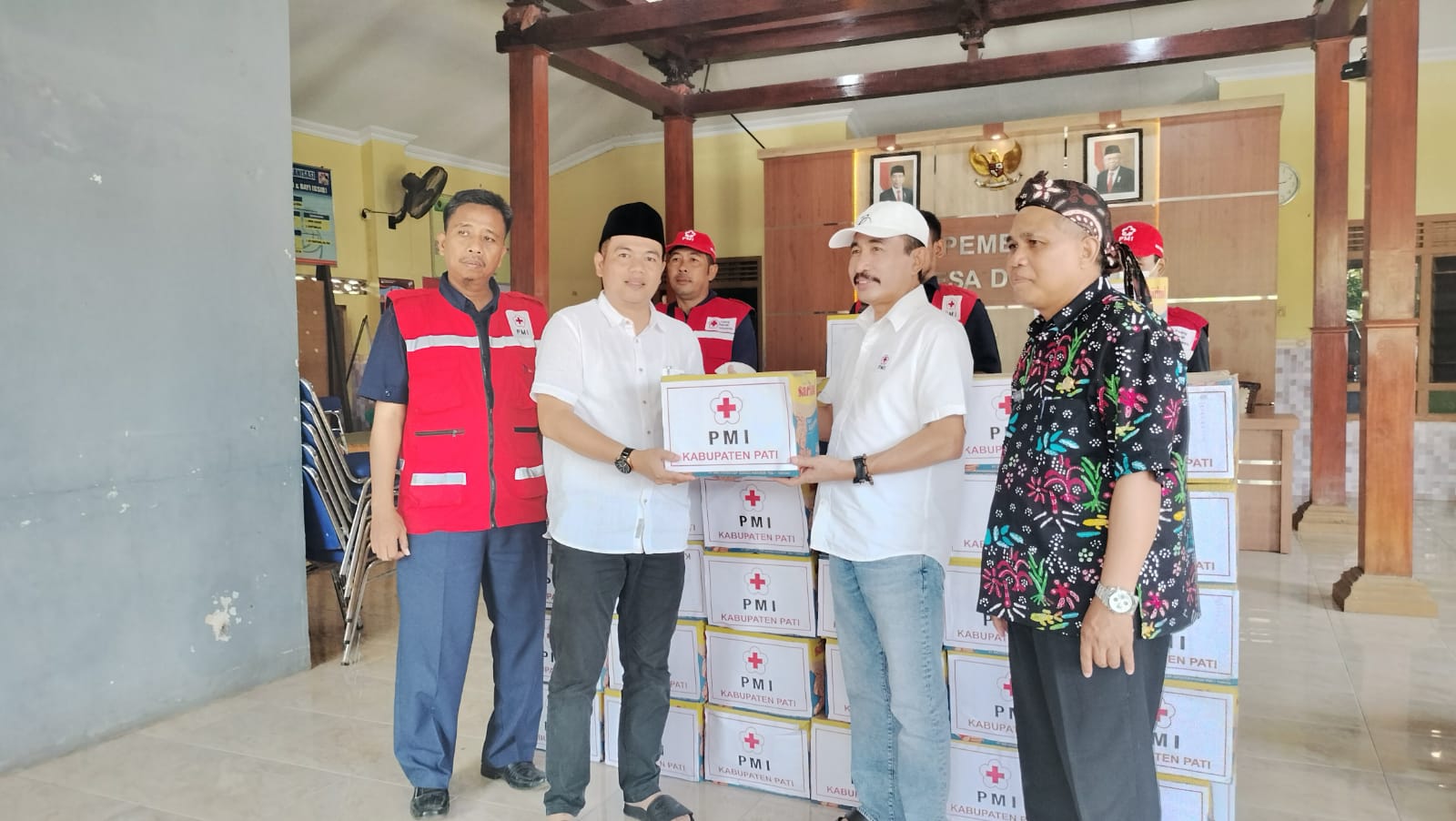 Peduli Dampak Bencana, H. Haryanto Salurkan Bantuan ke Warga