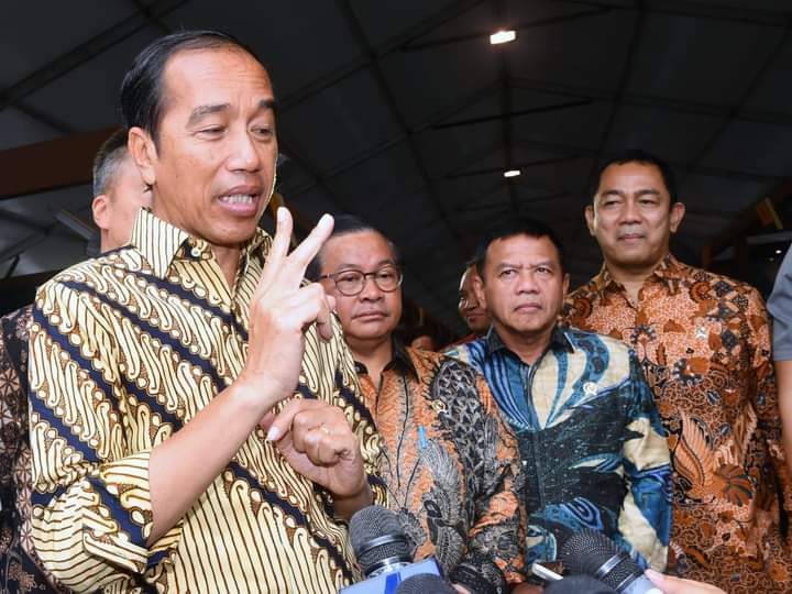 Jokowi Dorong Penggunaan Produk Dalam Negeri di Instansi