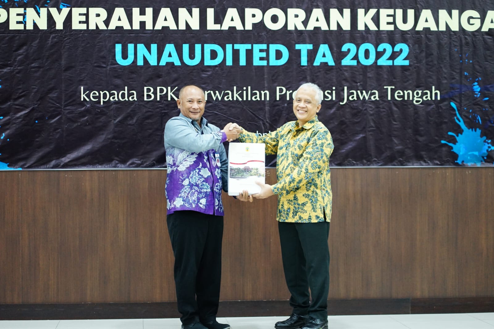 Serahkan Laporan Keuangan, Pj Bupati Harapkan Pati Kembali Raih Opini WTP