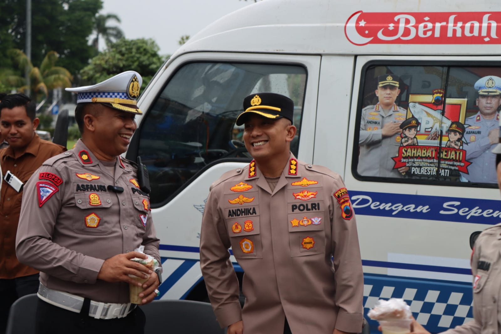 Keseruan Dibulan Ramadhan, Satlantas Polresta Pati Berbagi 500 Takjil ke Masyarakat