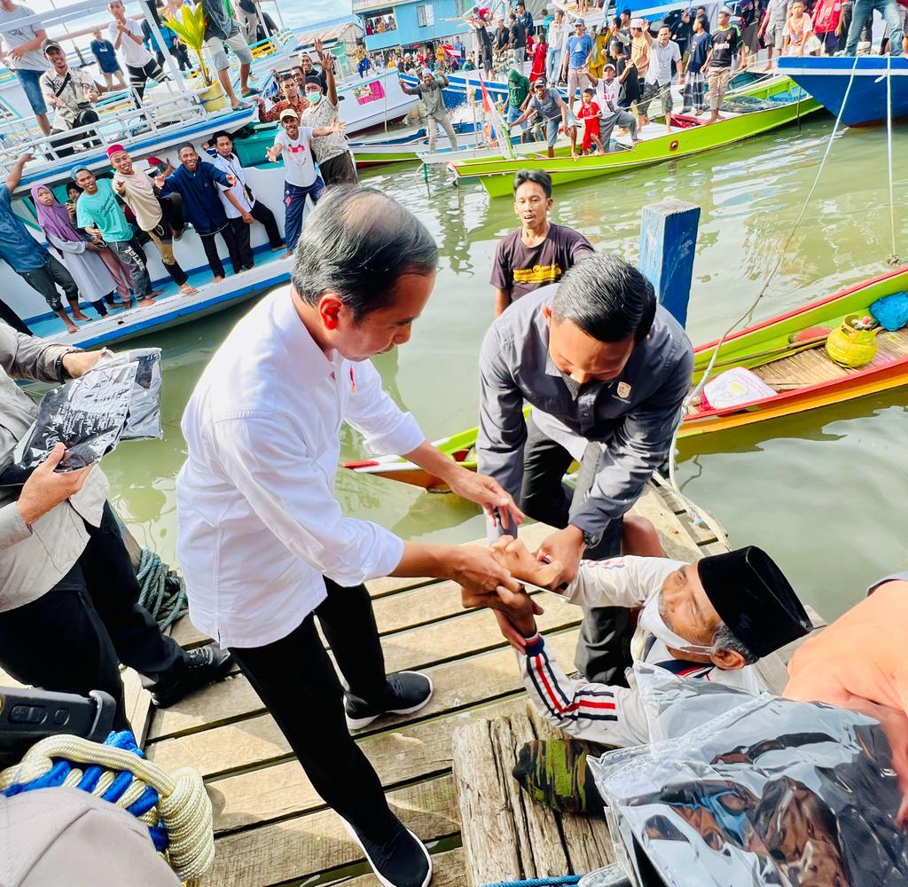 Berdialog Bersama Para Nelayan, Ini Pesan Presiden RI