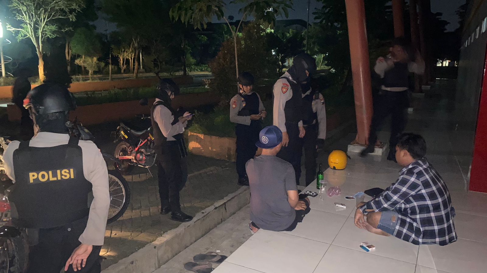 Empat Orang Pesta Miras Diringkus Polisi, Berikut Sebabnya