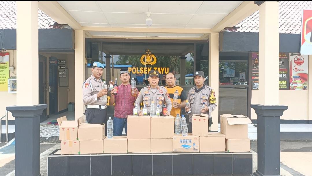 IPTU Aris Pristianto : 411 Botol Miras Diamankan dari 5 Desa