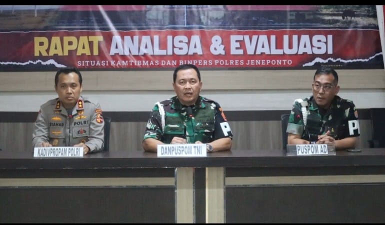 TIM Gabungan Konferensi Pers Terkait Penyerangan Mako Polres Jeneponto
