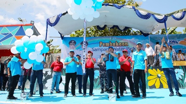 Bupati dan Wakil Bupati Sampang Resmikan Sampang Water Park