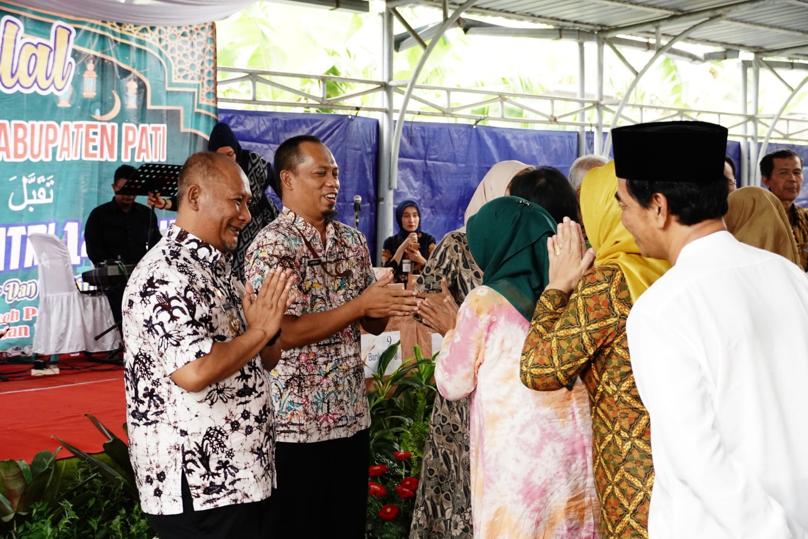 Utamakan Pelayanan, Henggar Hadiri Halal Bihalal di Dinas Pertanian