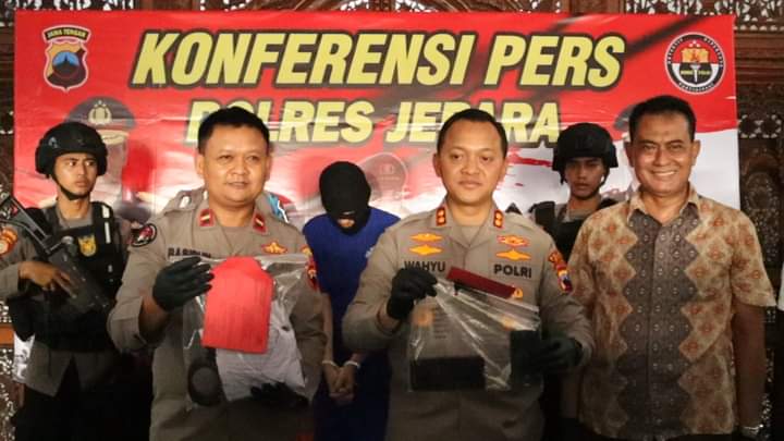 Polres Jepara Gelar Kasus Pencabulan Berlatar Lesbian