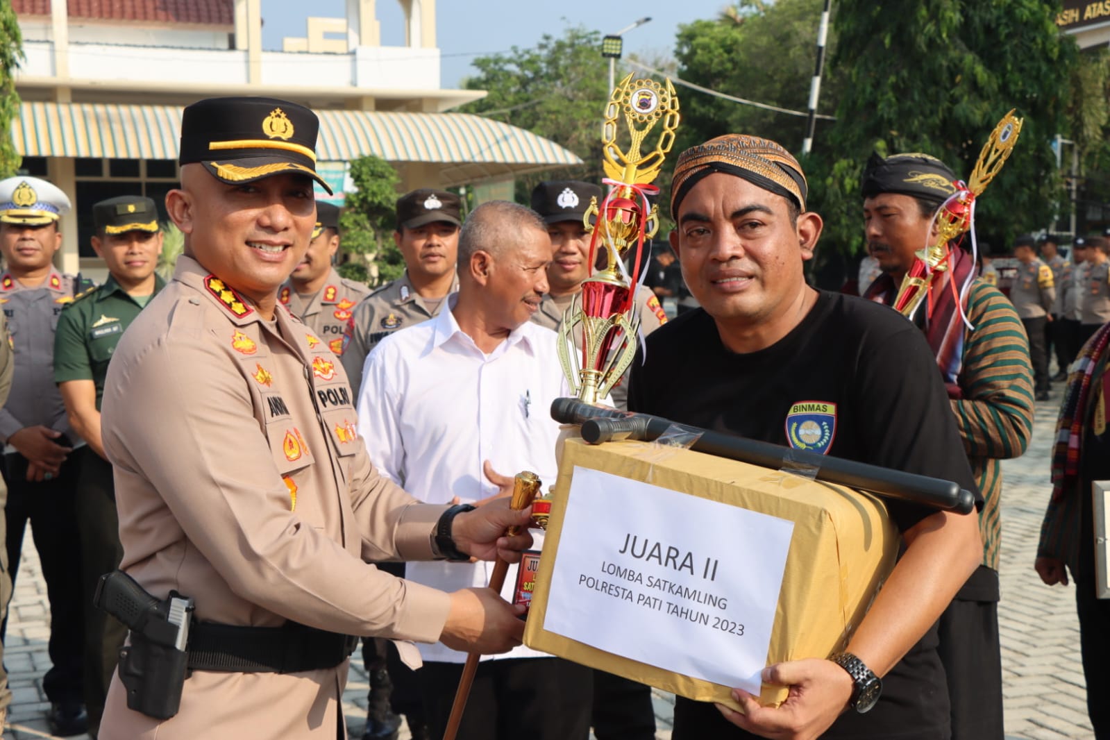 Pemenang Lomba Satkamling, Kapolresta Pati Penyerahan Hadiah