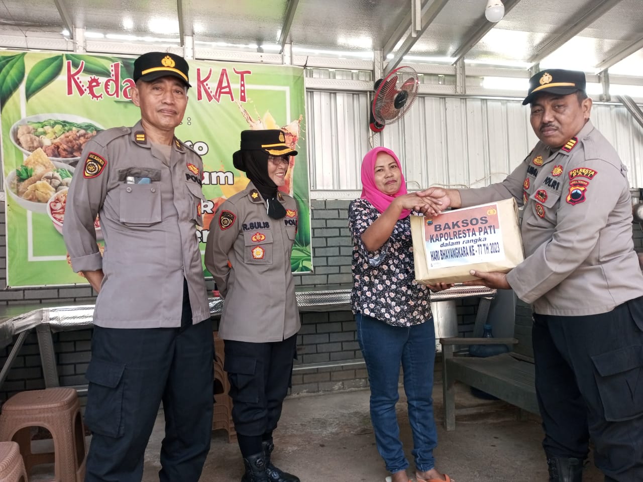 HUT Bhayangkara ke 77, Polresta Pati Lakukan Revitalisasi Vihara Shadda Giri