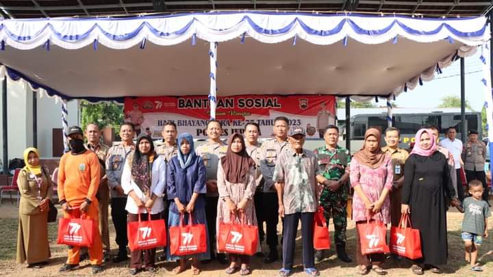 Terima Baksos Hari Bhayangkara, Begini Respon Warga