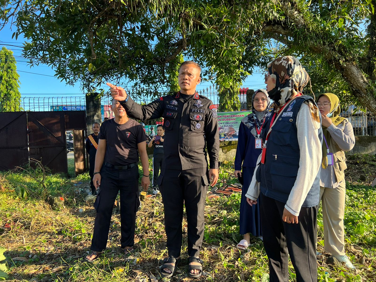 Jamin Hewan Kurban Sehat, Danyon Ichsan Datangkan Petugas Dinas Peternakan Periksa Hewan Kurban