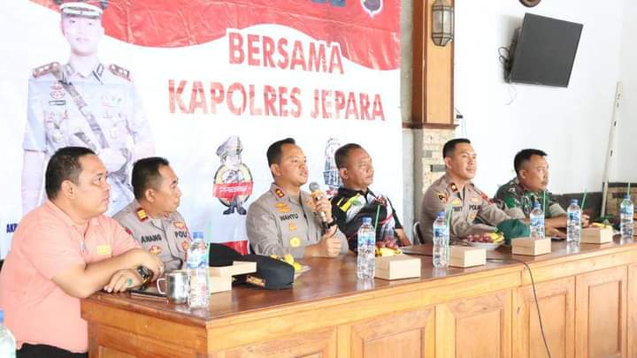 Menampung Keluhan Masyarakat, Kapolres Jepara Turun