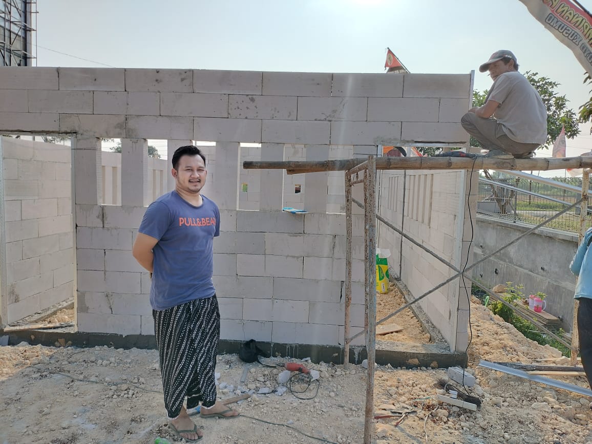 Sosial di Gencarkan, Burhan Dapil 1 PPP Pati Renovasi Warung