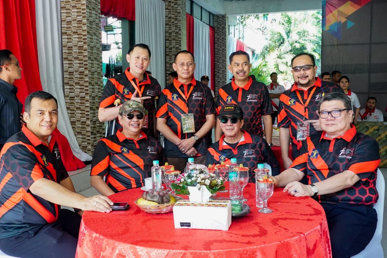 Ketua MPR RI : Raih Juara I Duel Plate Eksekutif Kejuaraan Menembak Menkumham Cup 2023