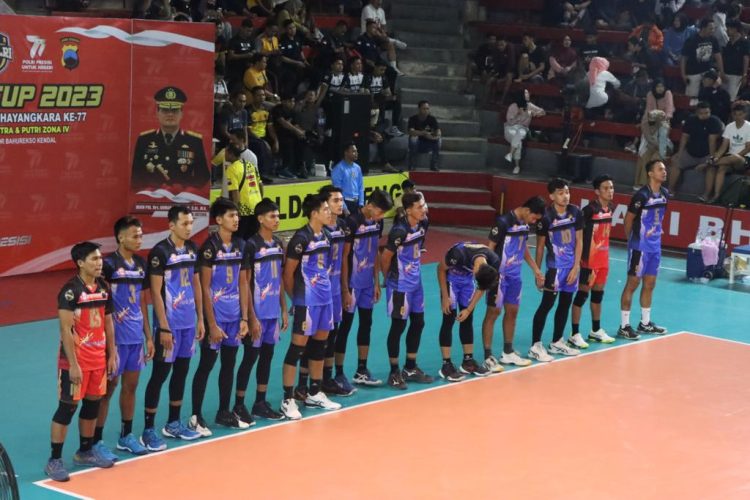 Merebut Angka, Turnamen Bola Voli Semakin Rame