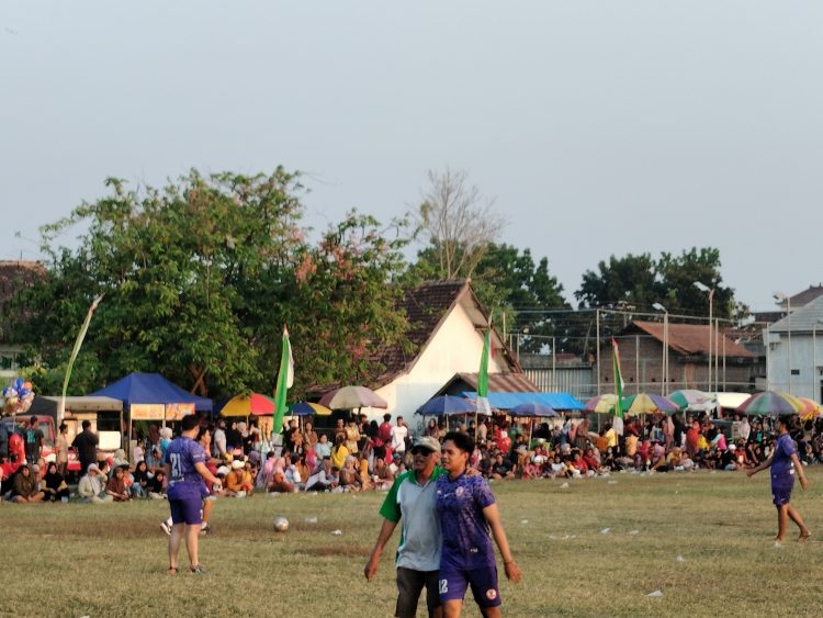 H. Suwito dan Bacaleg Dapil 1 PPP Memeriahkan Hari Kemerdekaan RI ke 78 dan Rayakan HUT 17 Agustus