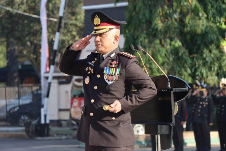 Gelar Upacara, Kapolresta Pati Kenang Perjuangan Para Pahlawan