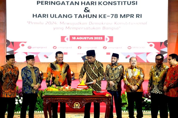 Jokowi : Peringatan Hari Konstitusi dan HUT ke 78 MPR RI