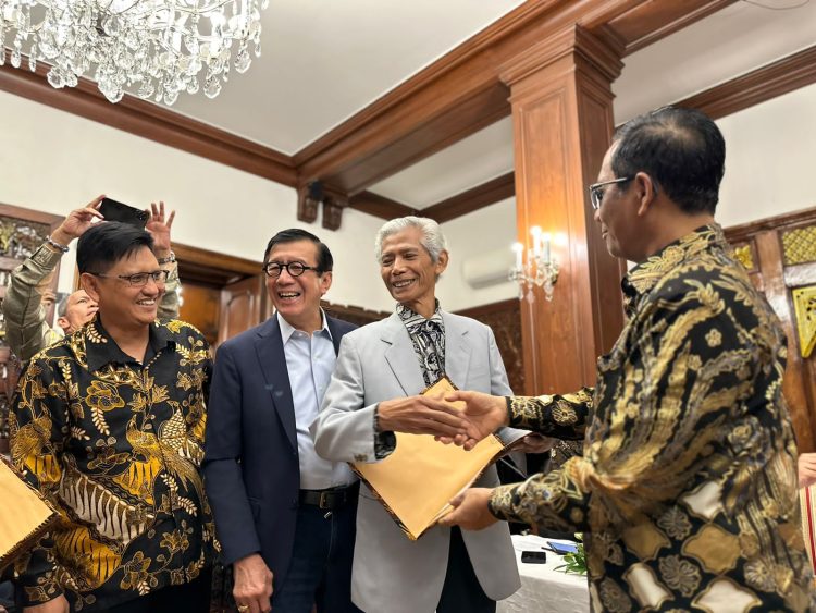 Prioritas Layanan Visa, Menko Polhukam dan Menkumham Kunjungi Ceko