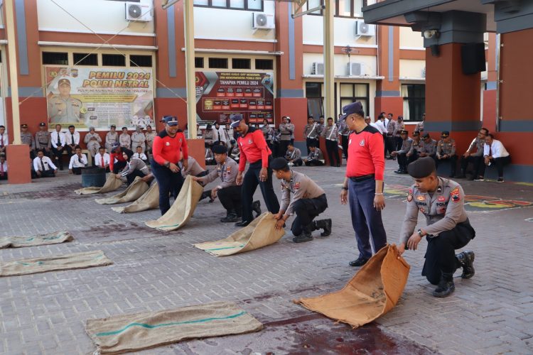 Cara Penanganan Api, Polres Kudus Sebut Inilah Trik Jitu