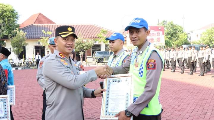 Mitra Polantas Polri Terima Reward dan Penghargaan