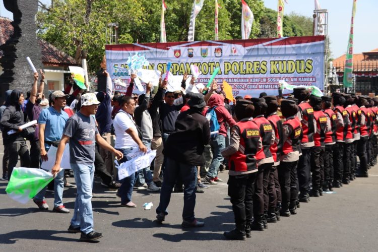 Antisipasi Ujuk Rasa, Kapolres Kudus Kerahkan 550 Personil Gabungan