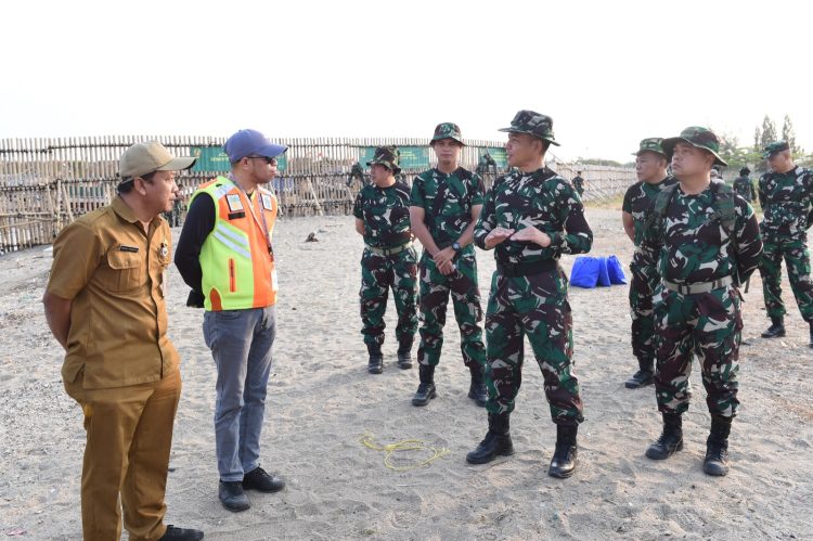 Pembersihan Pantai, Direktorat Keuangan TNI AD Rayakan HUT ke 78