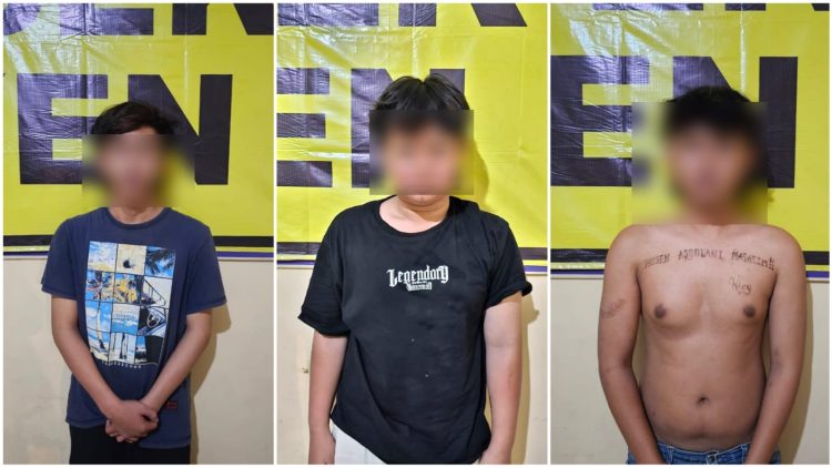 Tiga Orang Bawa Celurit, Polisi Berhasil Tangkap