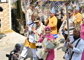 Tradisi Pengantaran Irjen Pol Andi Rian Djajadi