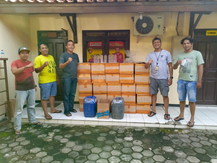 Ribuan Miras Diamankan Polisi, Berikut Barang Bukti