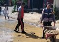 Pasca Banjir Melanda, Kapolsek Sukolilo Gelar Kerja Bakti