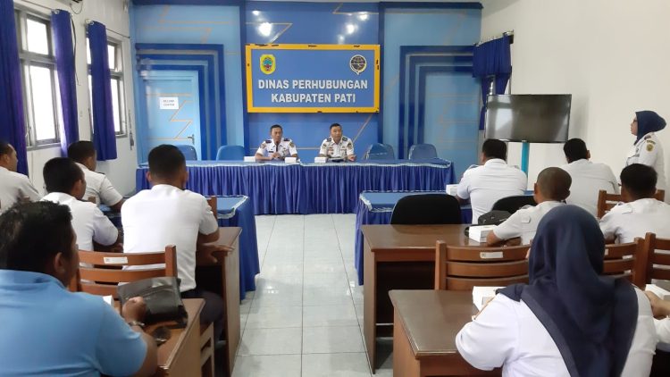 Dishub Pati Gelar Pembinaan ke Pegawai THL