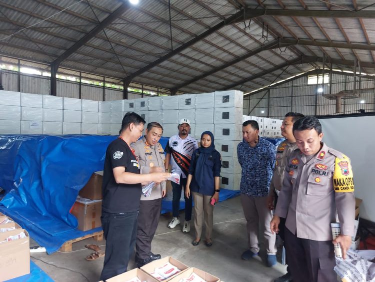 Gudang Logistik KPU Dicek Kapolres Kudus, Begini Prosesnya