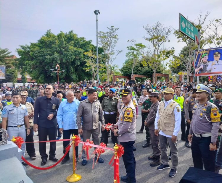Pertama Kali di Indonesia, Knalpot Brong Jadi Ikan Bandeng Raksasa