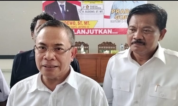 70 % Partai Gerindra Menang di Tingkat Jateng !!! H. Sudewo, S.T., M.T Kumpulkan TIM Kemenangan