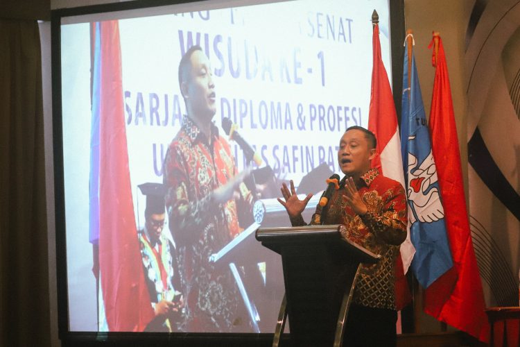 116 Mahasiswa USP di Wisuda, Begini Harapan Saiful Arifin