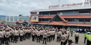 Ratusan Personil Kawal Pertandingan Sepak Bola