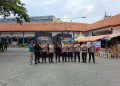 Bentuk Kepedulian, Kompol Yuniarto Assidiq Salurkan Bantuan Sembako ke Warga