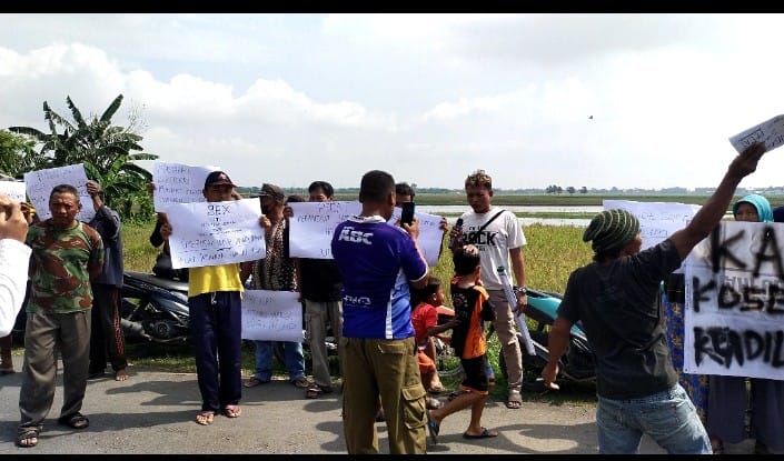 Warga Tuntut Oknum Perangkat Desa di Copot