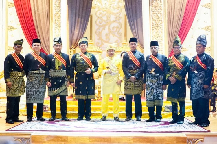 Sultan Kotapinang XIV Berikan Gelar Dato Sri Utama