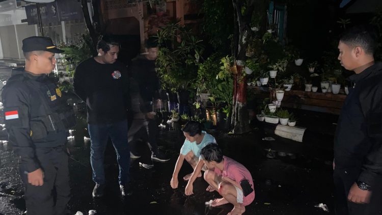 Menjelang Sahur, Ternyata Remaja Perang Air