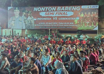 Mapolresta Pati Full Pengemar Indonesia vs Uzbekistan