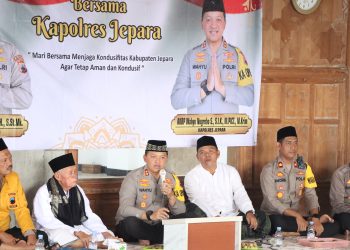 Masyarakat Desa Sinanggul Ikuti ” Jumat Curhat”