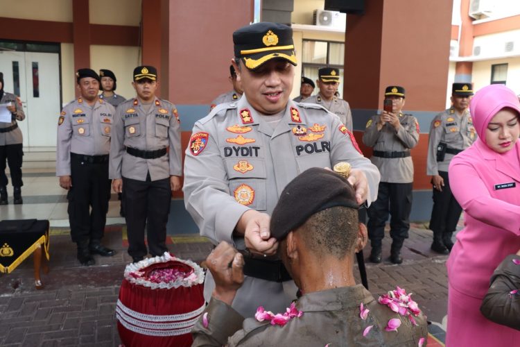 Penutupan Tradisi Pembaretan Bintara Remaja Polri